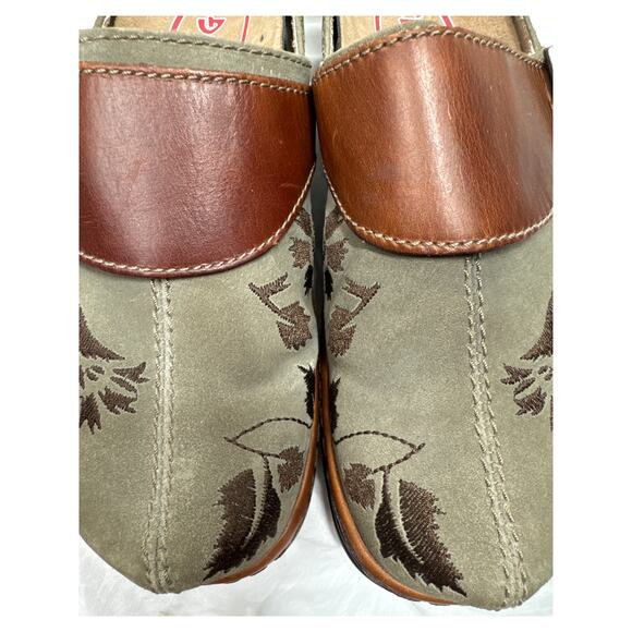 KLOGS Austin Taupe Suede Tapestry Clog, Women's Size 7 - Picture 13 of 13